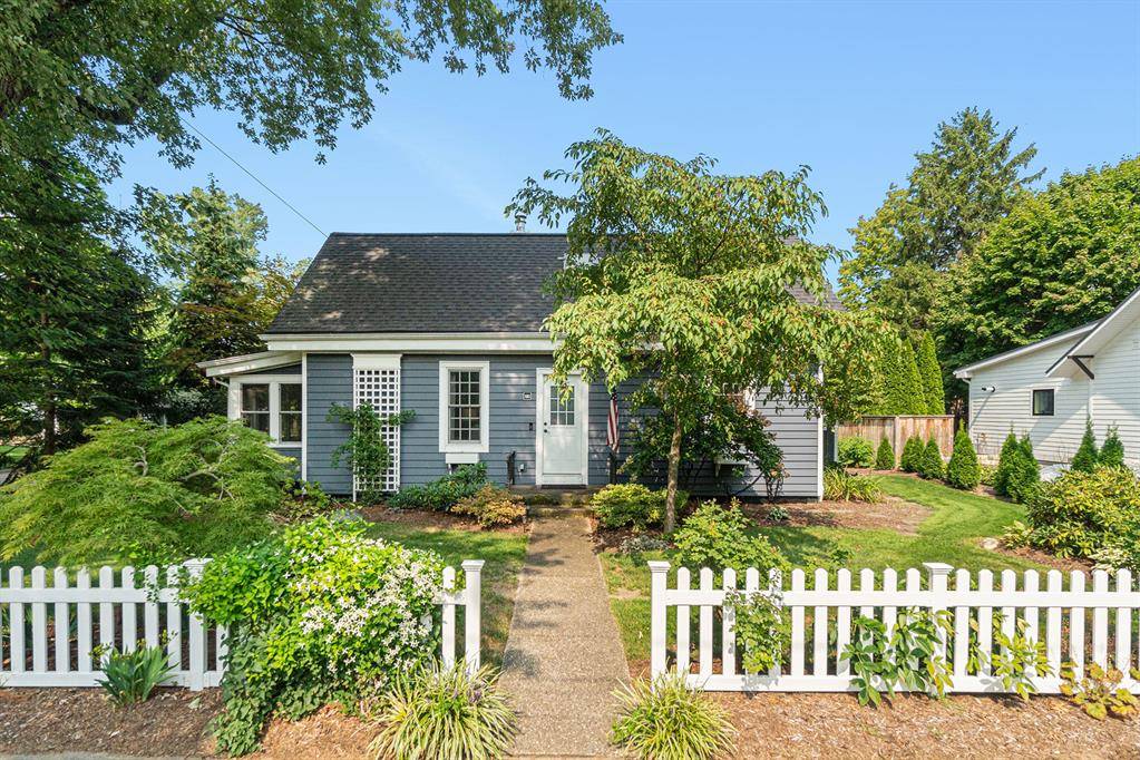810 Allegan Street, Saugatuck, MI 49453