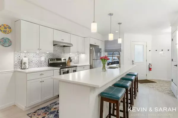 Saugatuck, MI 49453,120 Elizabeth St C/3