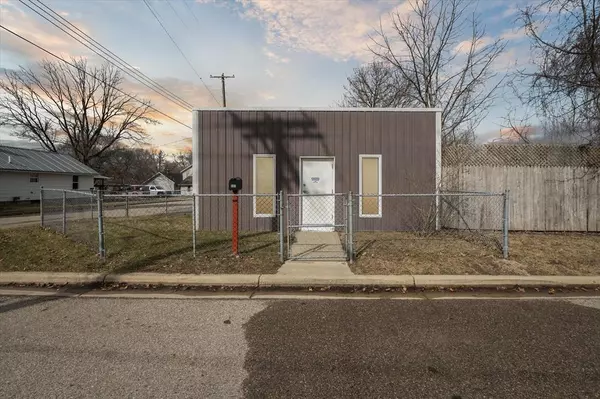 901 Call Street, Lansing, MI 48906