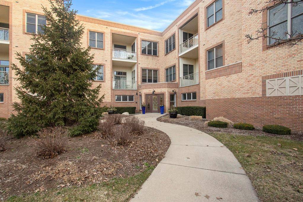 29 E 6th Street 314, Holland, MI 49423