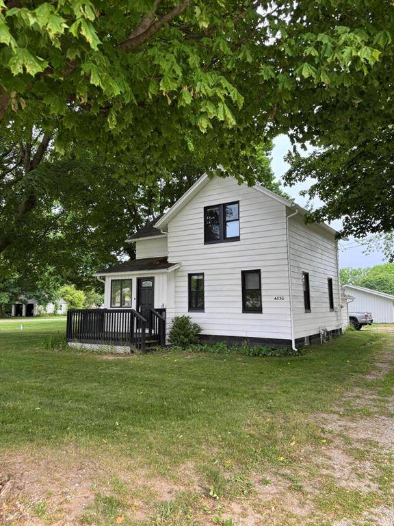 4850 136th Avenue, Manlius Twp, MI 49419