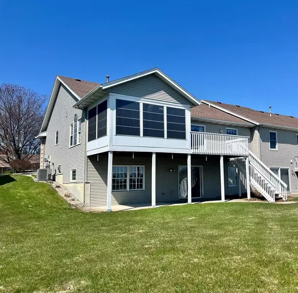 3076 Regency Parkway, Holland Twp, MI 49464