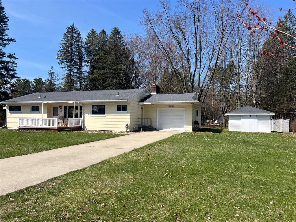 8437 Mohawk Court, Montague, MI 49437