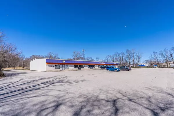 Muskegon, MI 49441,962 W Sherman Boulevard