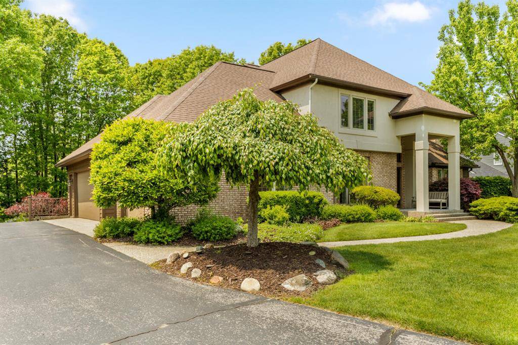 Park Twp, MI 49424,40 Bay Circle Drive
