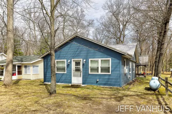 7848 W Minising Point Drive, Lake Twp, MI 49304
