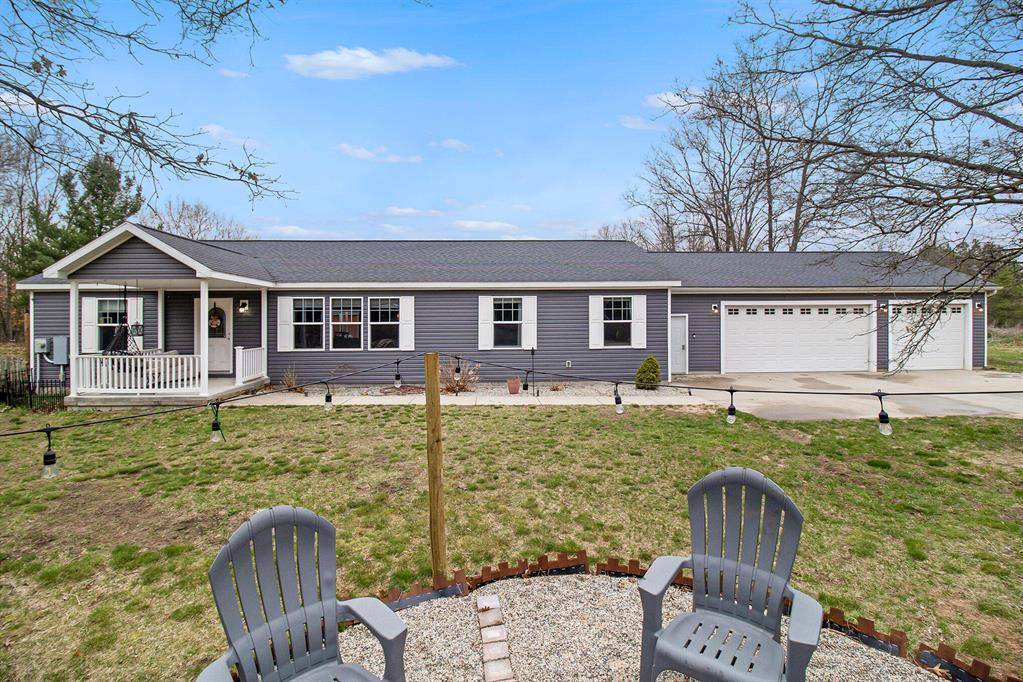7611 Holton Duck Lake Road, Holton Twp, MI 49425