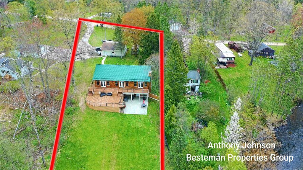 Lincoln Twp-newaygo, MI 49349,1237 N Birch Drive