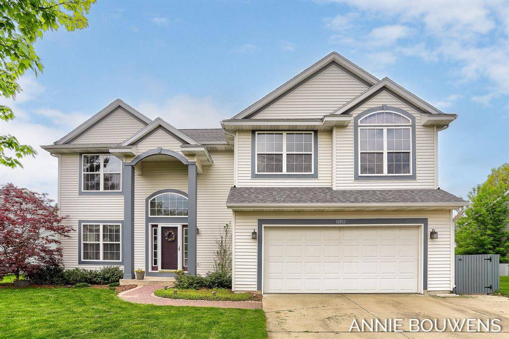 10852 Thornberry Way, Holland Twp, MI 49464