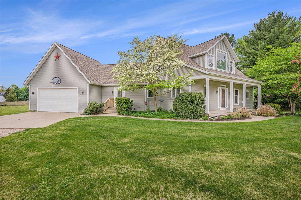 6010 Old Allegan Road, Saugatuck Twp, MI 49453
