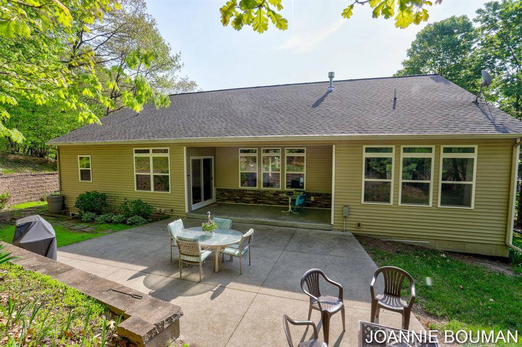 Park Twp, MI 49424,94 Cheyenne Avenue