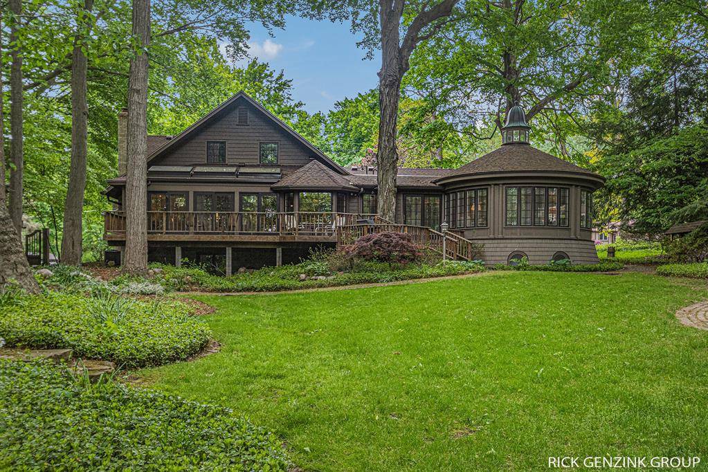 Holland, MI 49423,988 Kenwood Drive
