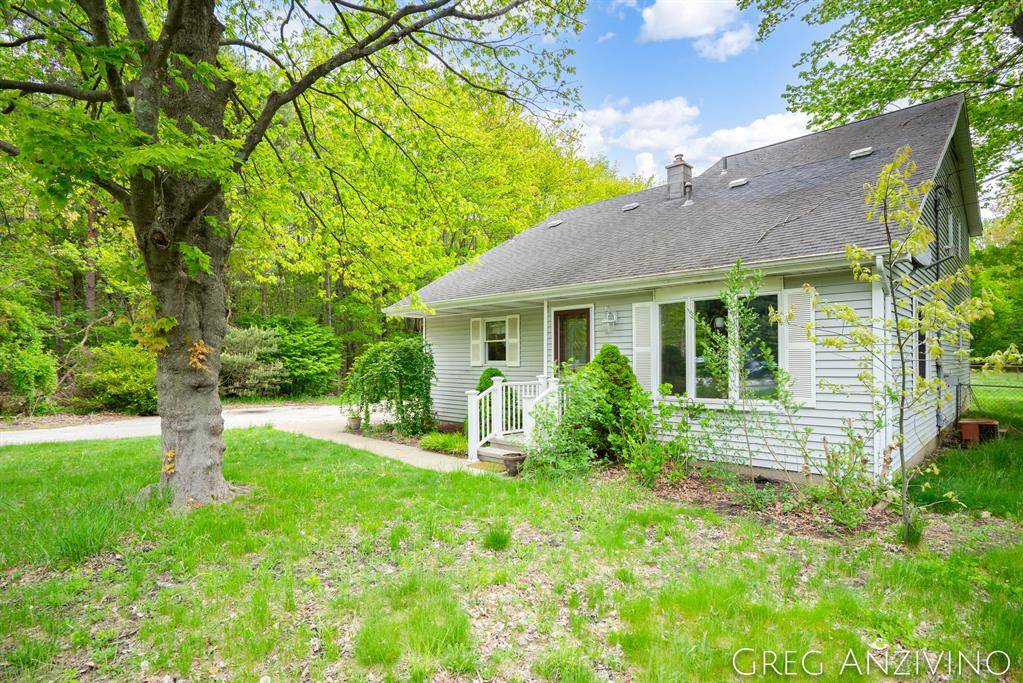Norton Shores, MI 49441,5906 Henry Street