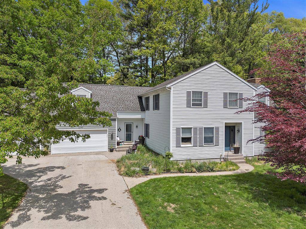 Norton Shores, MI 49441,2290 Blissfield Court