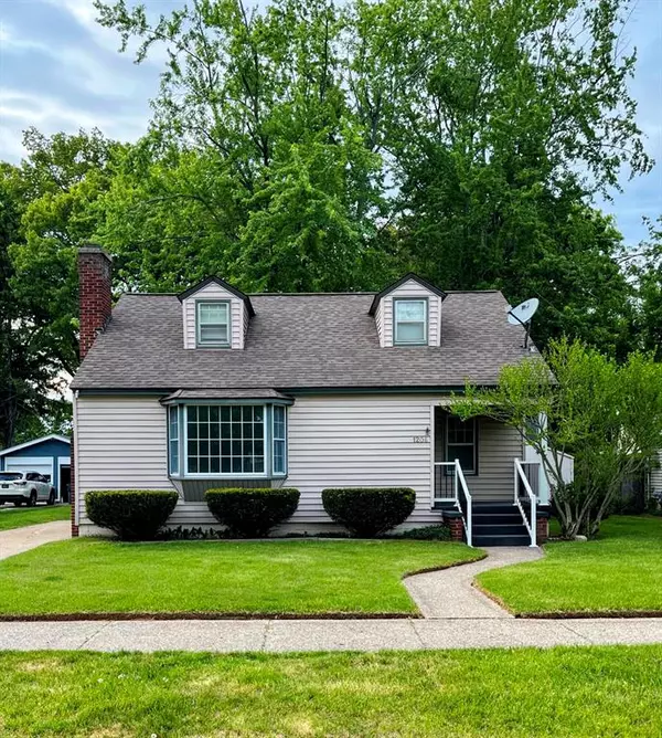 1206 Mills Avenue, North Muskegon, MI 49445