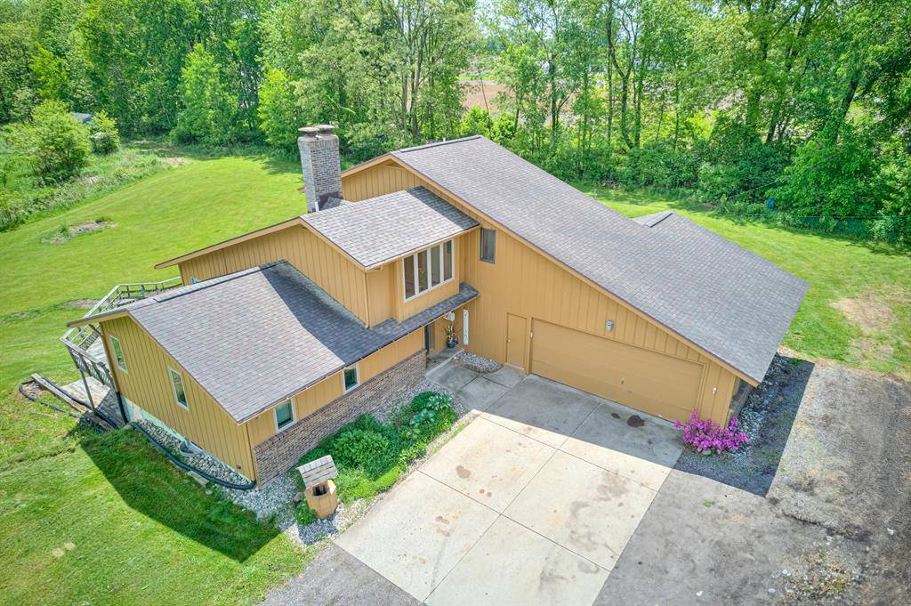 4470 Peach Ridge Avenue NW, Alpine Twp, MI 49544