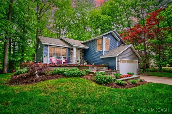 3348 Clearview Lane,  Saugatuck Twp,  MI 49453