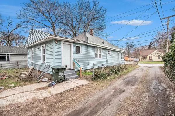 Muskegon, MI 49442,1527 Madison Street