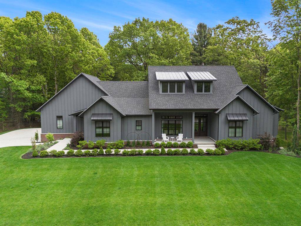 3341 Gaslight Court, Saugatuck Twp, MI 49453