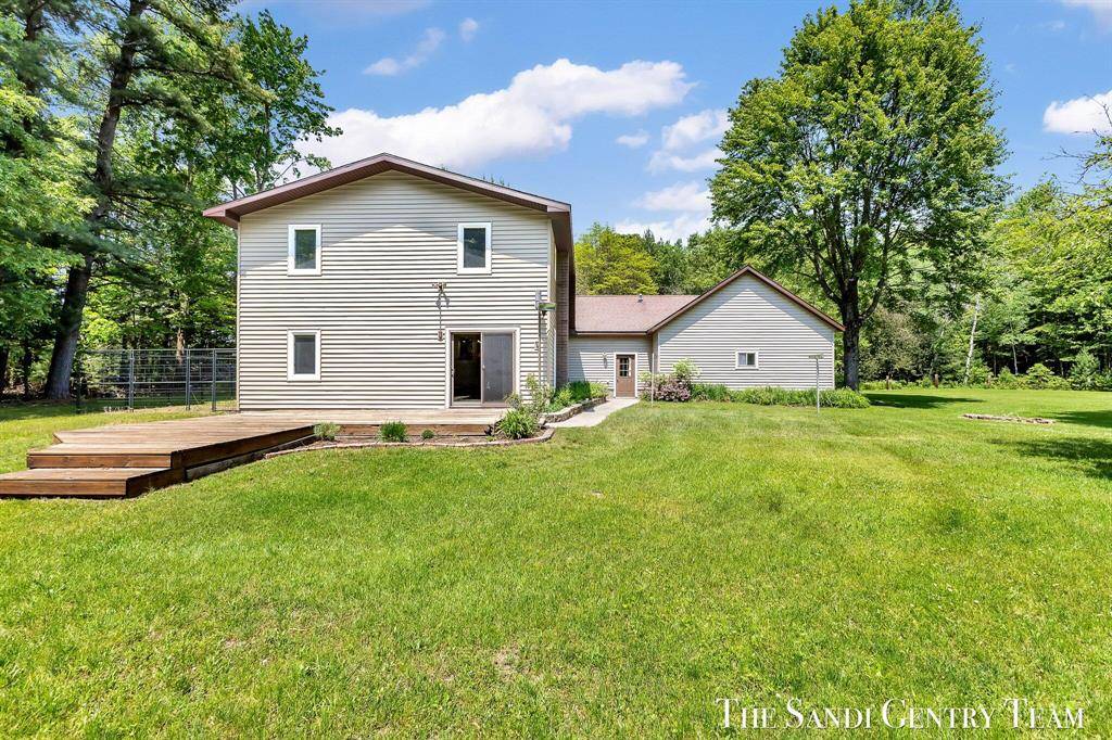 Fruitport Twp, MI 49456,7120 Quarterline Road