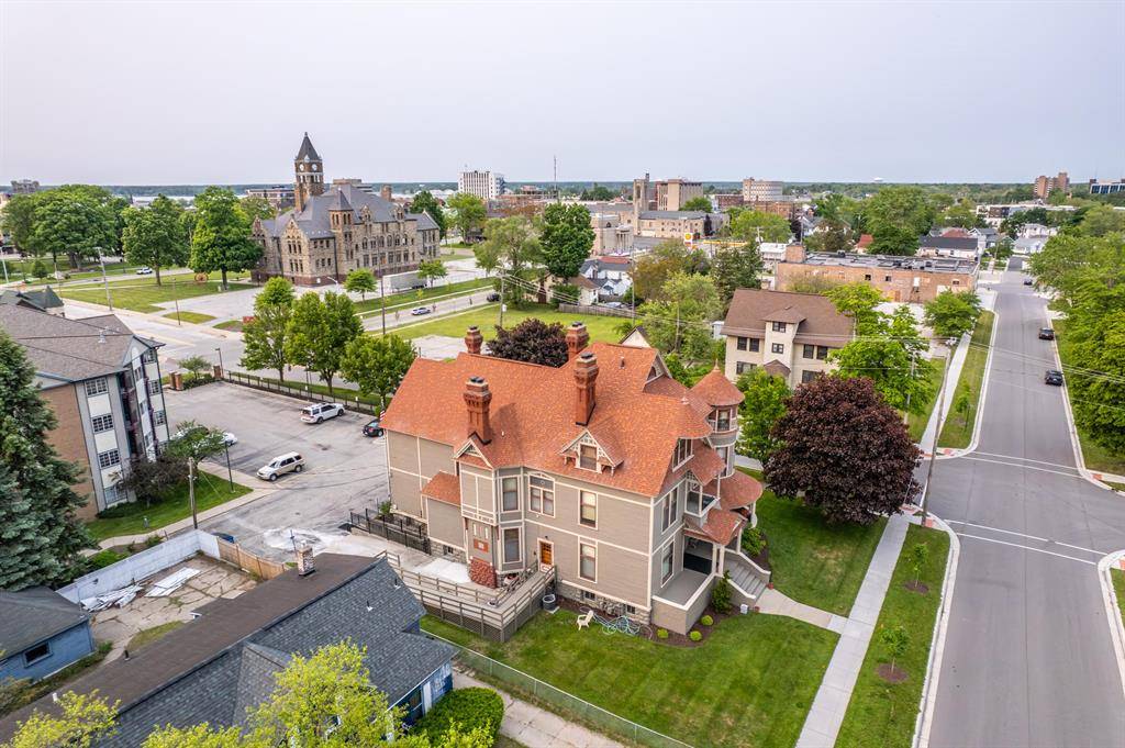 Muskegon, MI 49441,318 Houston Avenue