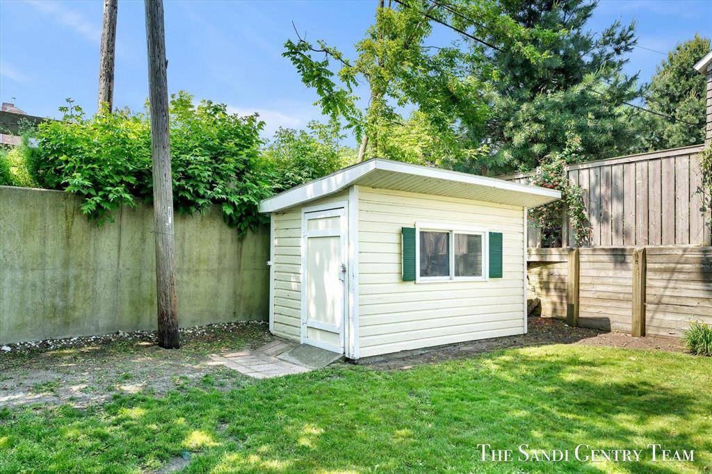 Grand Haven, MI 49417,508 Fulton Street