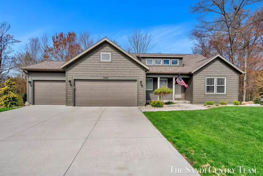 17947 Spring Tree Court, Spring Lake Twp, MI 49456
