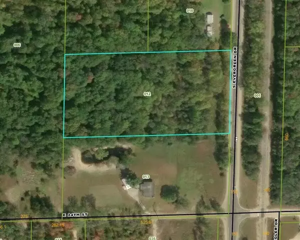 2323 S Evergreen Drive, Everett Twp, MI 49349