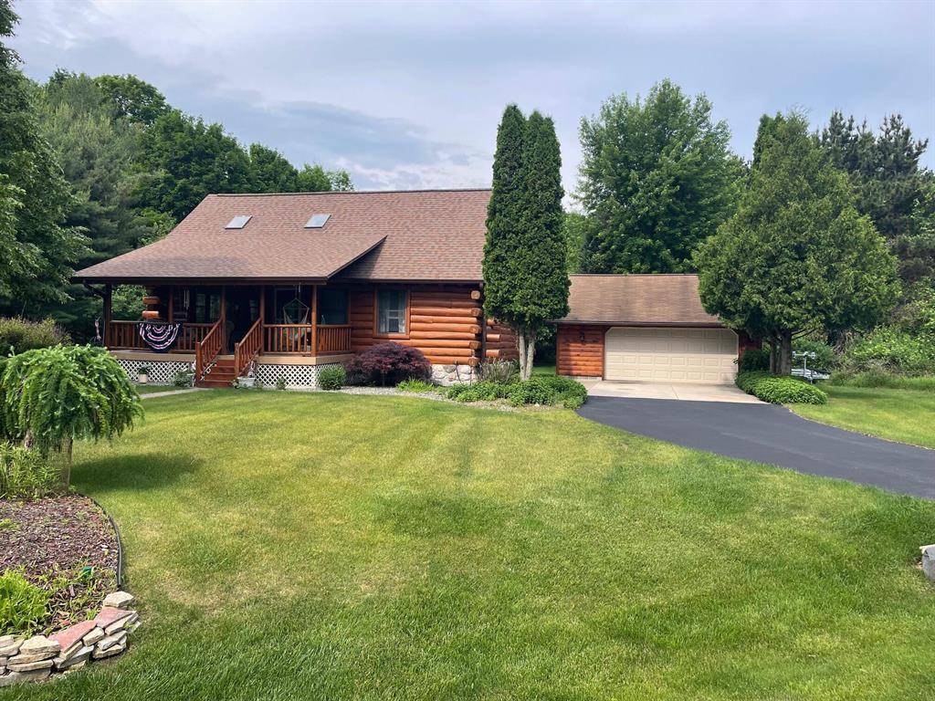 11999 Cabin Lane, Milton Twp, MI 49676