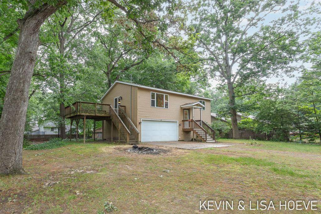 101 Manley Avenue, Holland Twp, MI 49424
