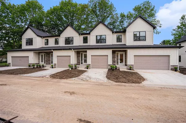 1979 N Shorewood Lane 7, Park Twp, MI 49423