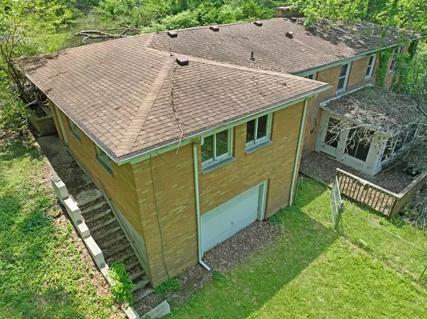 6381 St Mary's Lake Road, Pennfield Twp, MI 49017