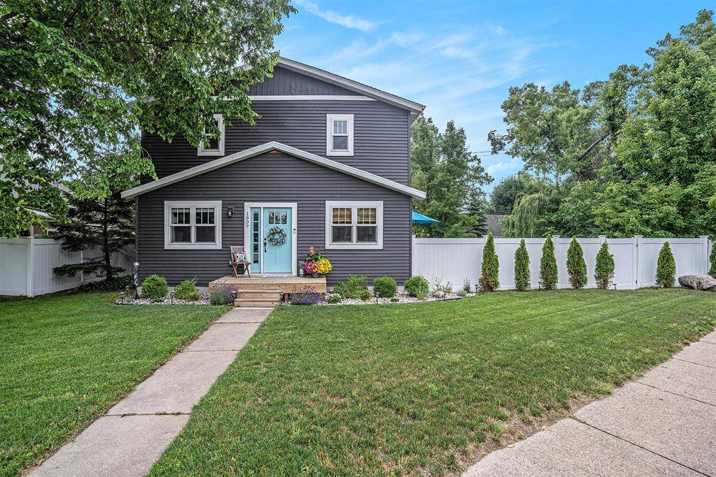 1809 Ruddiman Drive, North Muskegon, MI 49445
