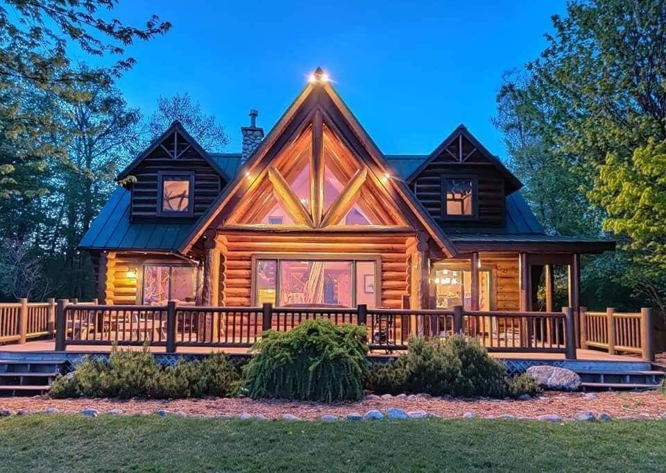 4231 Wildwood Lane, Moran Twp, MI 49760