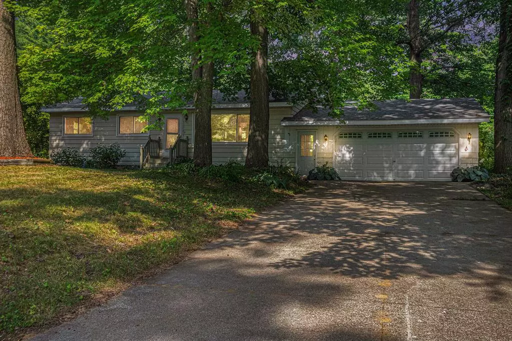 Spring Lake Twp, MI 49456,19160 Glendale Circle