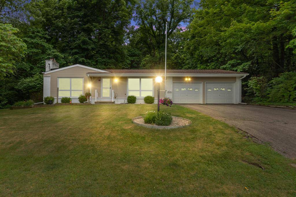 180 S Lake Doster Drive, Gun Plain Twp, MI 49080
