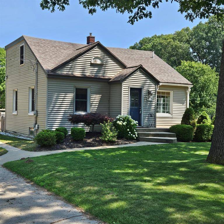 16710 152nd Avenue, Spring Lake Twp, MI 49456
