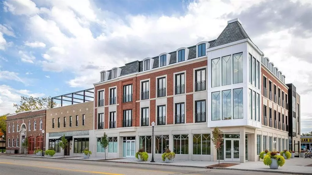 110 W Savidge Street 305, Spring Lake Vlg, MI 49456