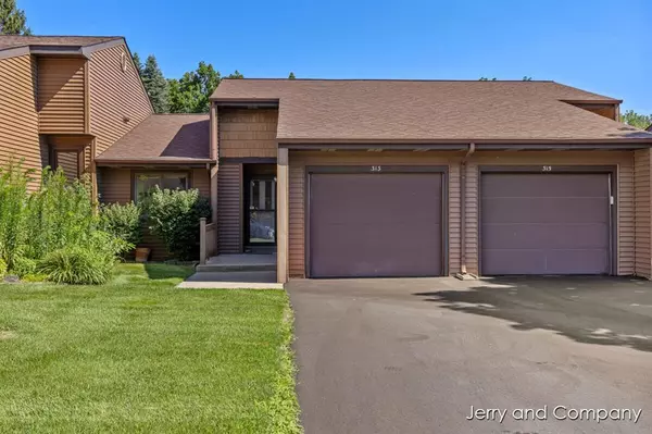 313 Maple Creek Court, Holland, MI 49423