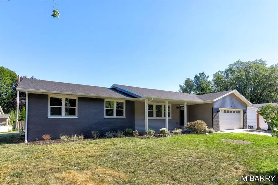 91 W 40th Street, Holland, MI 49423