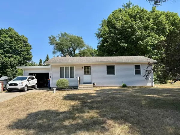 751 Coolidge Avenue, Park Twp, MI 49423
