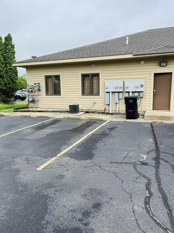 Holland Twp, MI 49424,386 Garden Avenue