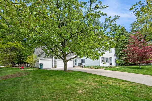 Norton Shores, MI 49441,2290 Blissfield Court