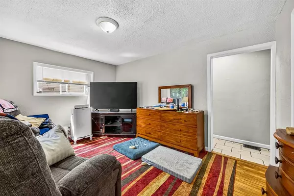 Muskegon, MI 49442,1923 Ray Street