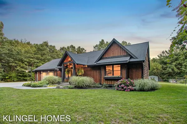 13698 Stearns Court, Robinson Twp, MI 49417