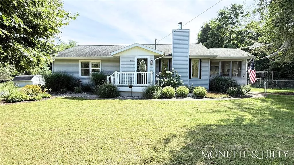 10702 Schow Road, Holton Twp, MI 49425