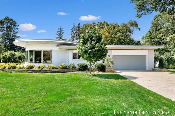 Spring Lake Twp, MI 49456,827 E Savidge Street