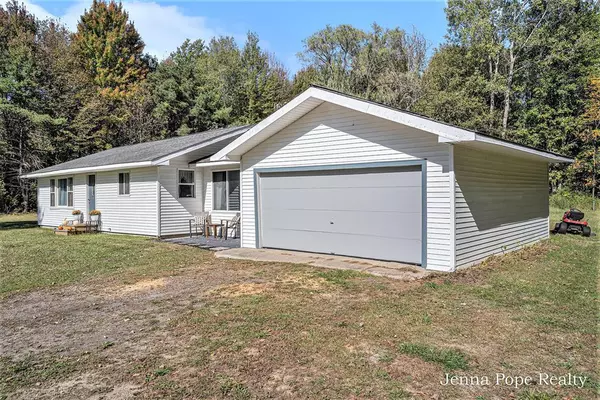 Fruitport Twp, MI 49415,4070 E Fruiport Road