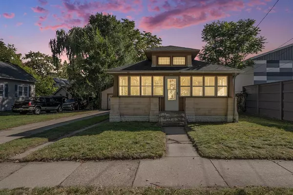 Muskegon, MI 49441,1776 Division Street