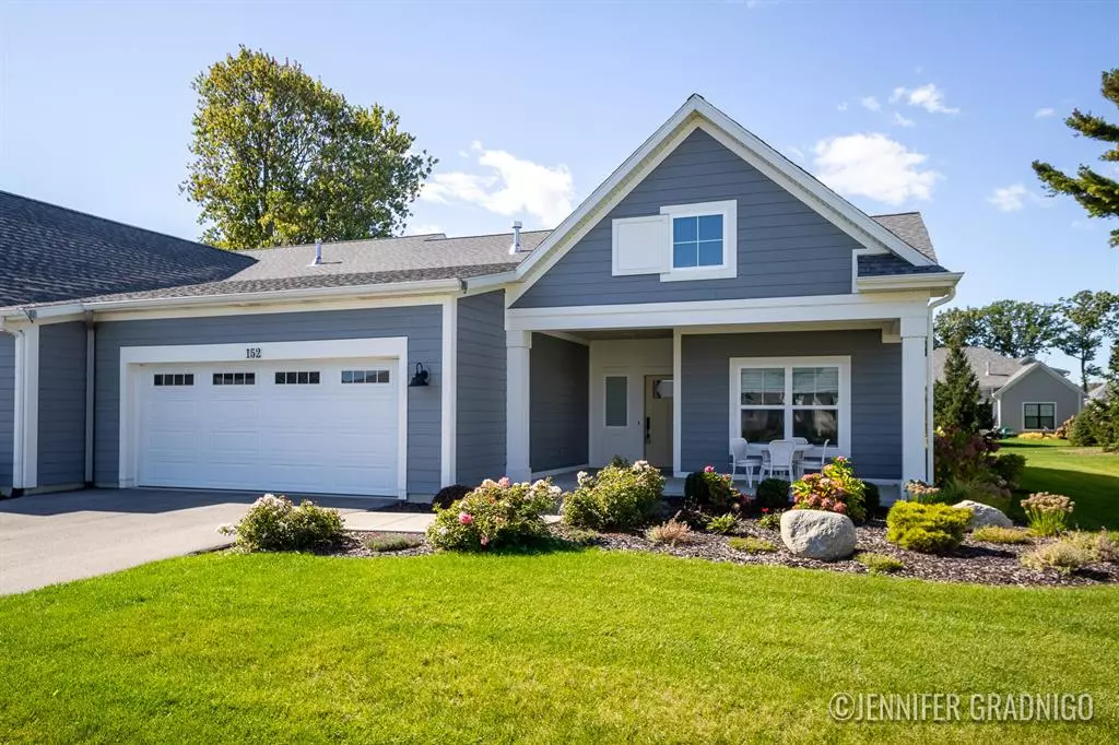 Park Twp, MI 49424,152 Jeans Meadow Court